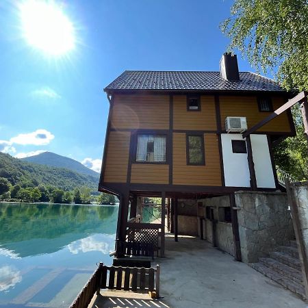 Rooms And Apartments Neron Bihac Lohovo Экстерьер фото