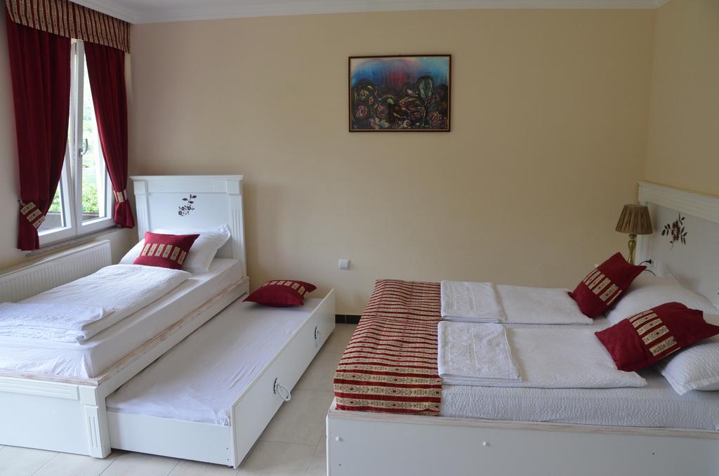 Rooms And Apartments Neron Bihac Lohovo Экстерьер фото